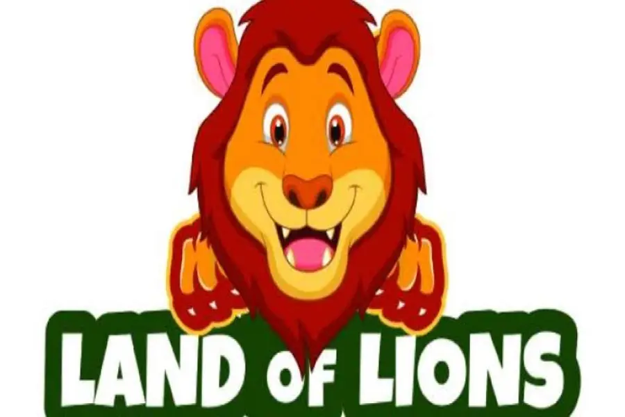 LAND OF LIONS & GREEN LAKE CABRIOBUS SAFARI TOUR
