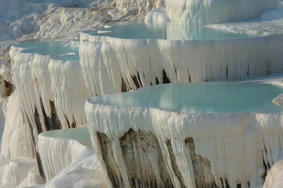 Salda Lake & Pamukkale Tour From Kemer